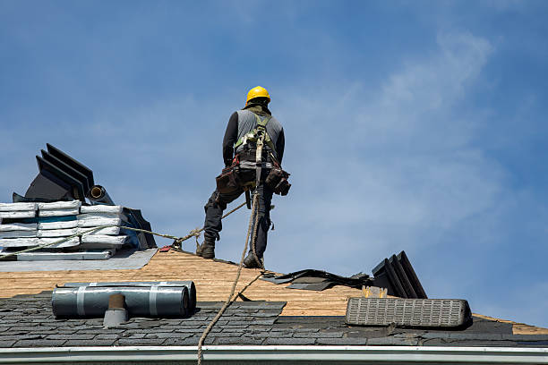 Professional Roofing technician working in Red House, VA